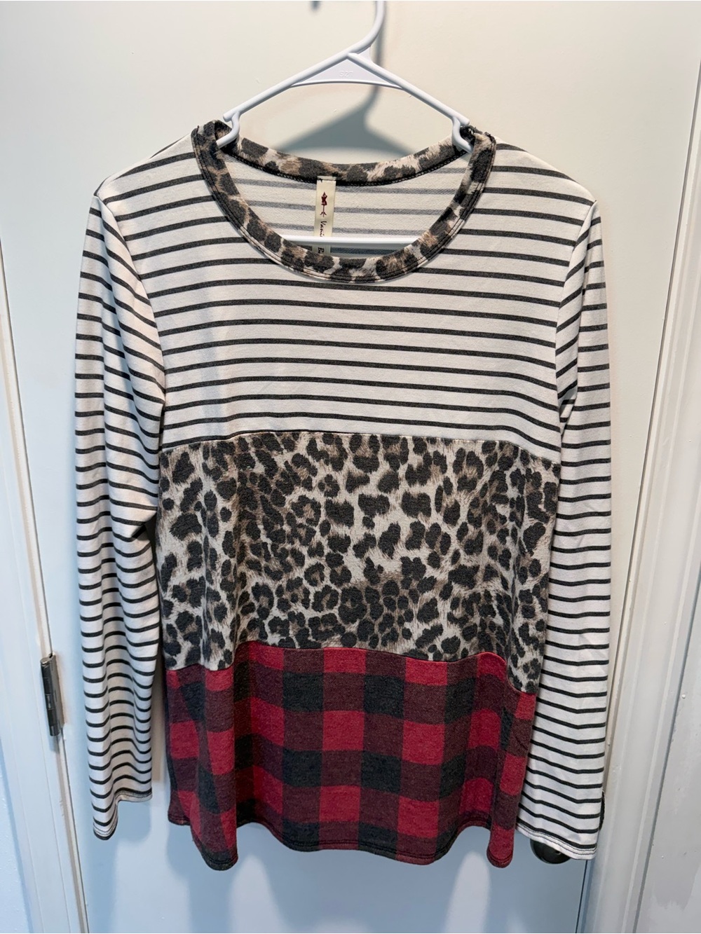 Vanilla Bay Black, White & Pink Mixed-Print Top